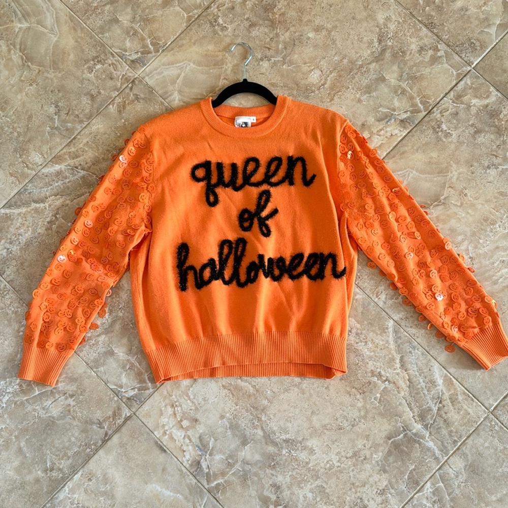 Queen of Sparkles Queen of Halloween sweater New without tags Size Small
